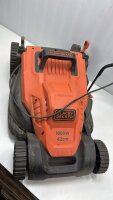 Black+Decker Elektro-Rasenmäher 1.800W, 42cm Schnittbreite BEMW481ES